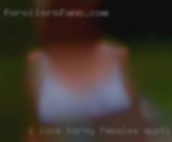 I love to cook, read, play and horny females Austin, Texas please.
